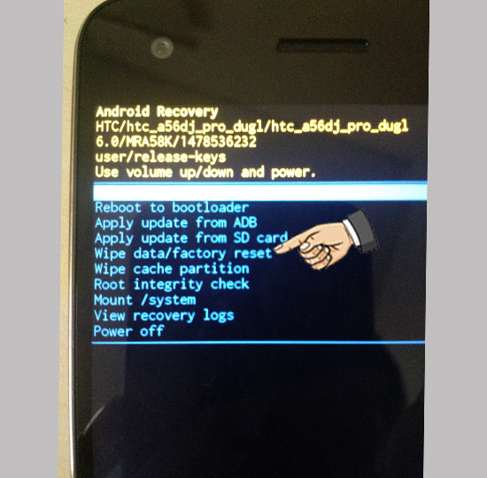 Chọn Wipe data/factory reset